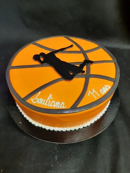 Gâteau d'Anniversaire Angers 